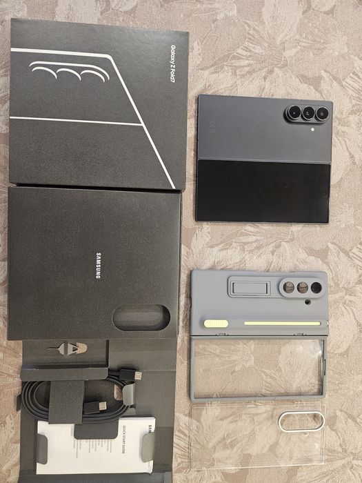 Samsung galaxy Z fold 7 512gb