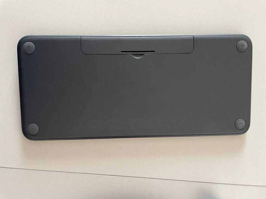 Logitech K380, английская раскладка