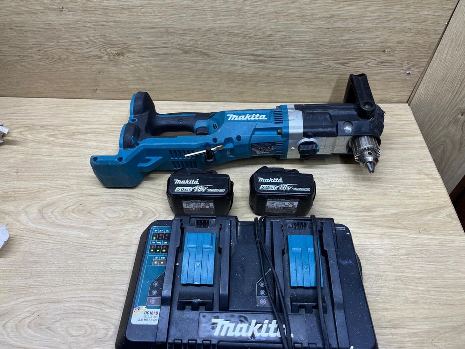 Makita DDA460 Pt2 , masina de gaurit si insurubat la unghi