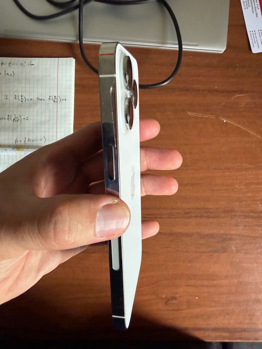 iPhone pro max 14