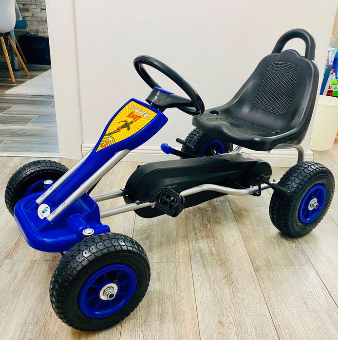 Kart cu pedale pentru copii