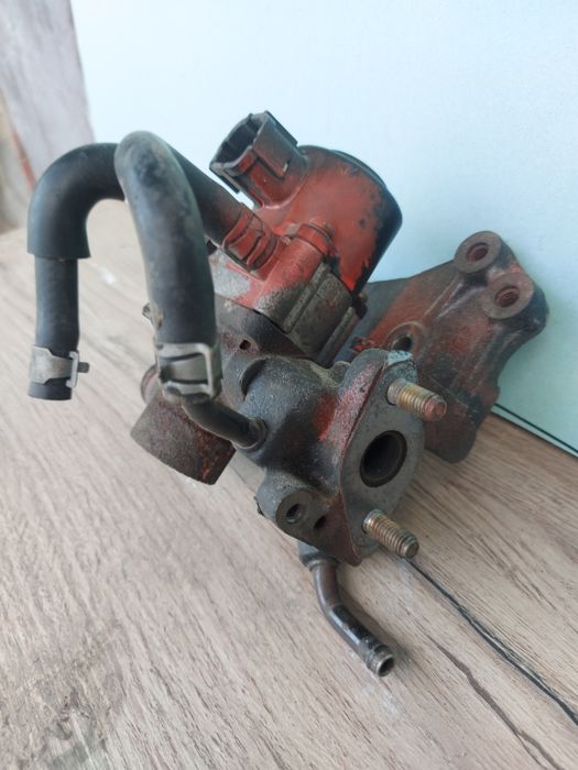 Запчасти на ниссан sr20.