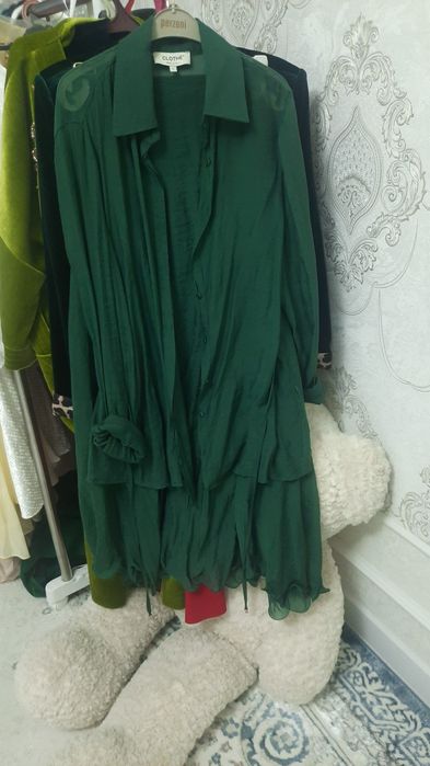 Женские нарядные платья