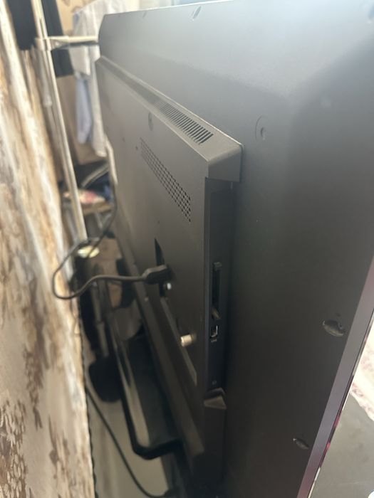 Телевизор Philips в хорошем состоянии