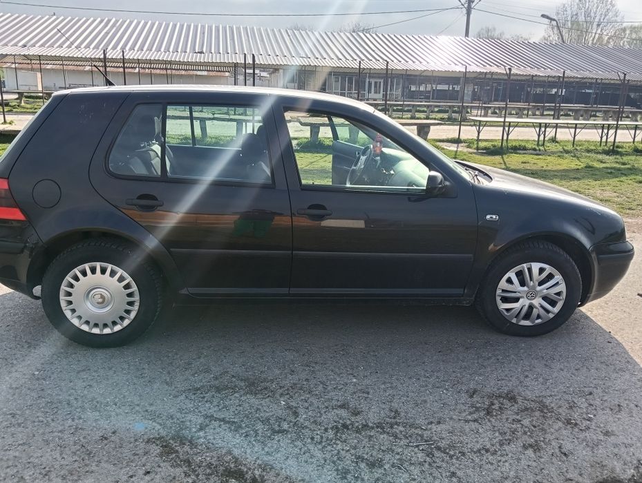 De vânzare golf 4 1.4 16 v