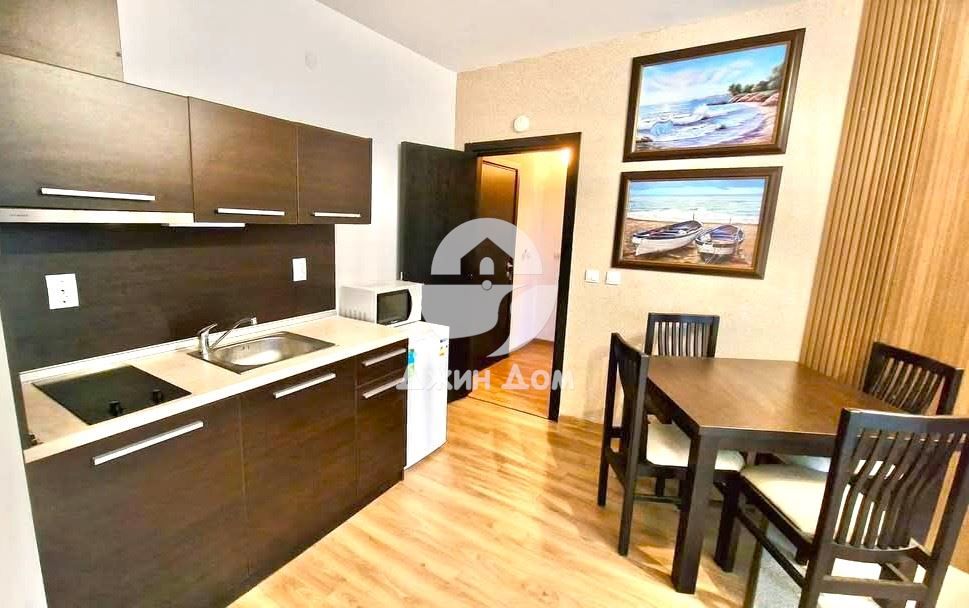 Продава се Двустаен апартамент в Бургас, Сарафово - 67 кв.м за 1178 €/кв.м - Снимка #6