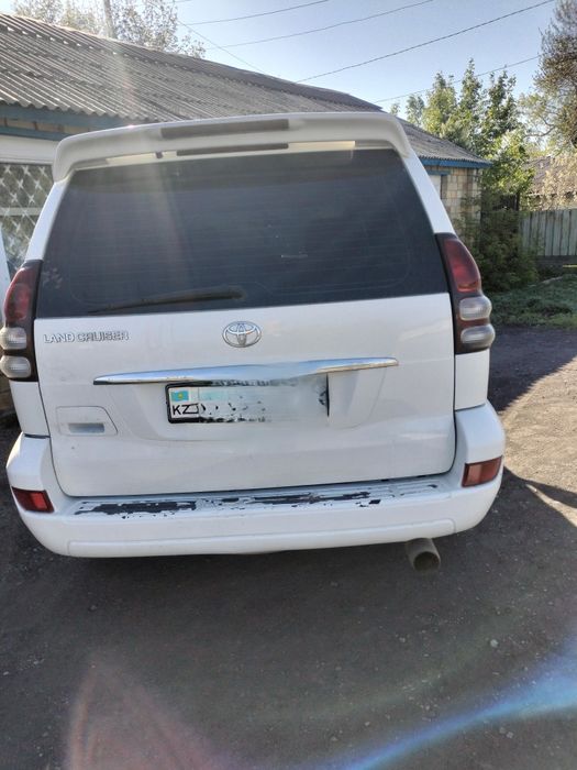 Продам Toyota Land Cruiser Prado 2008 г