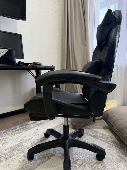 Стол компютерный