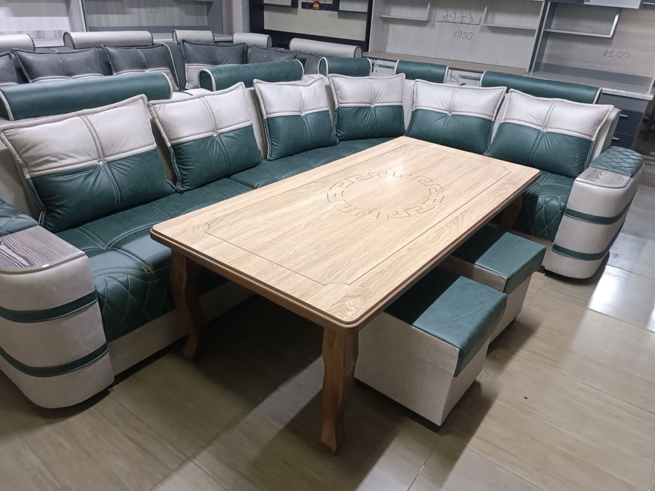 Акция! Гостиный уголок с подушками на памперс пружине.