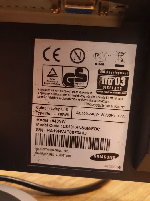 Монитор Samsung 940nw