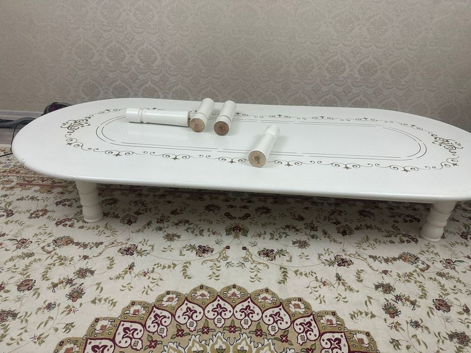 үлкен стол кухияға