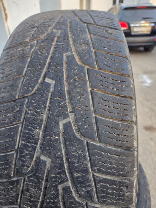 Зимние шины комплект