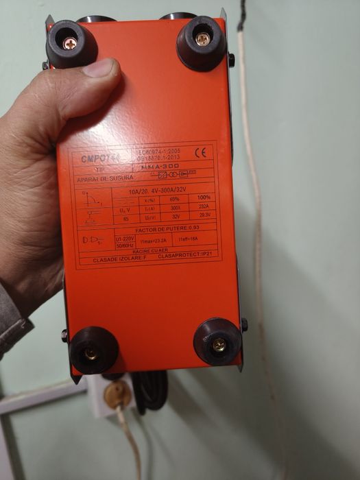 SUPER OFERTA Aparat Sudură Invertor Profesional - Tehnologie IGBT Ultra Hybrid +PACHET ELECTROZI 5KG ,2,5 GROSIME