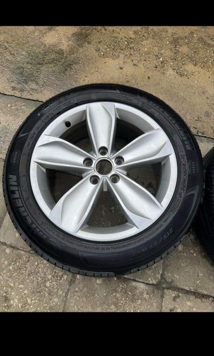 Джанти vw 17ки с гуми
