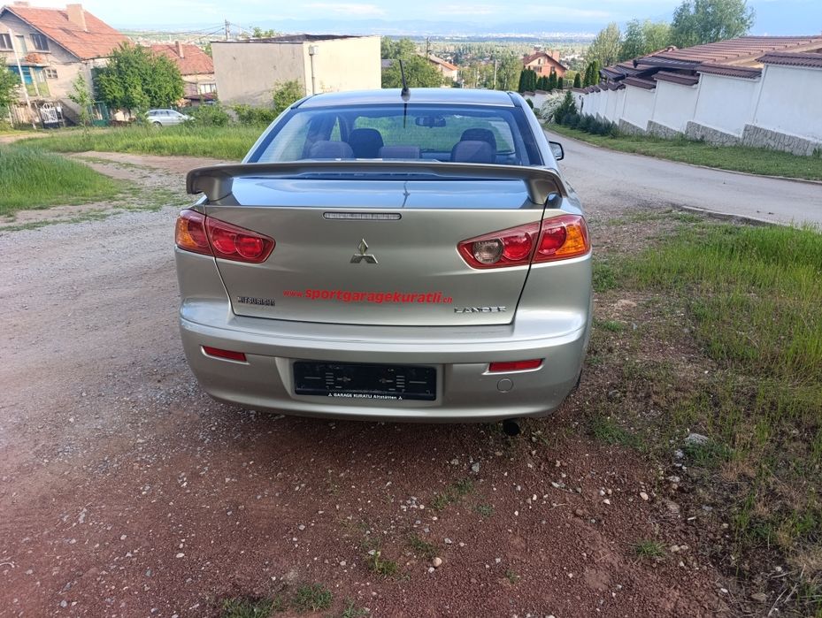 Продавам Мицубиши Лансер 2.0tdi 2009г