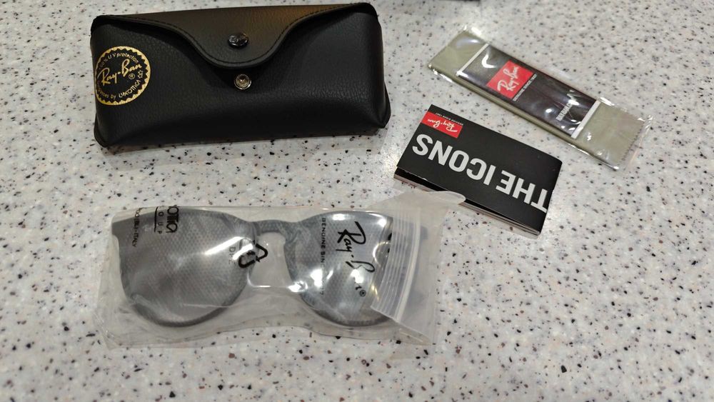 Ochelari de soare Unisex Ray-Ban Erika RB4171 622/8G sigilati