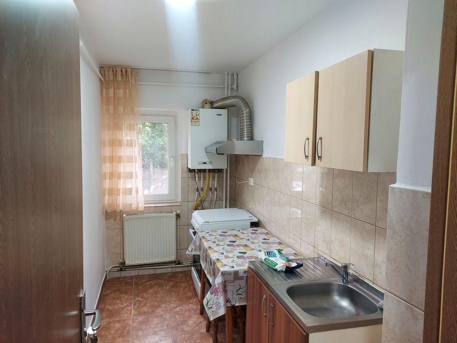 Garsonieră de închiriat