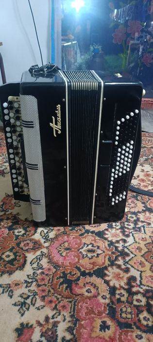 Продам Баян Ансамбль 2