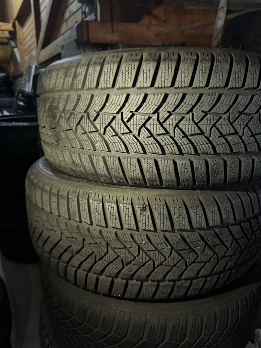 Anvelope iarna 225 50 17 dunlop nokian