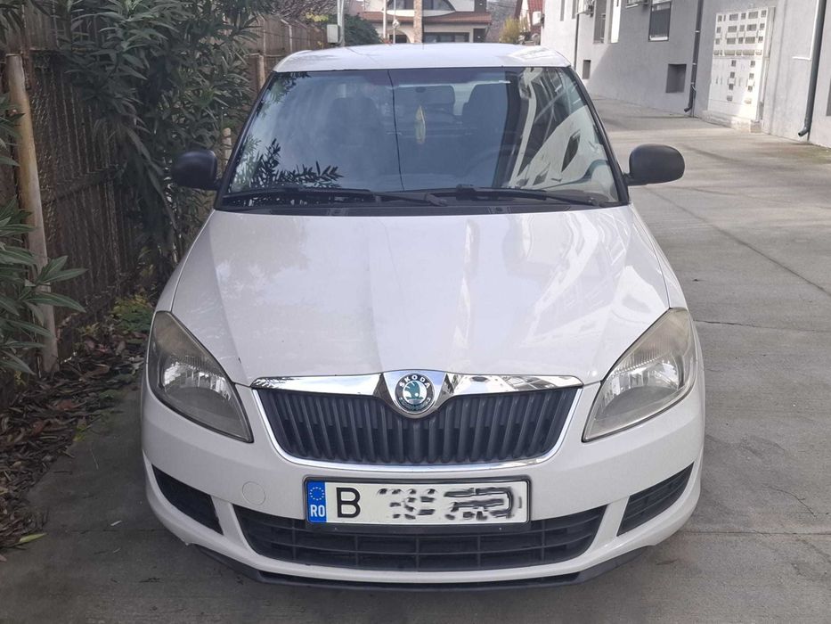 SKODA Fabia 2012 — imagine 3