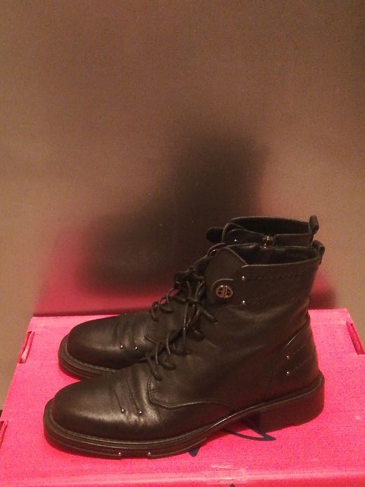 Продам обувь сапоги ботинки