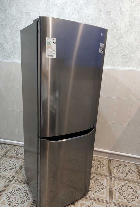 Холодильник LG, б/у требуется ремонт