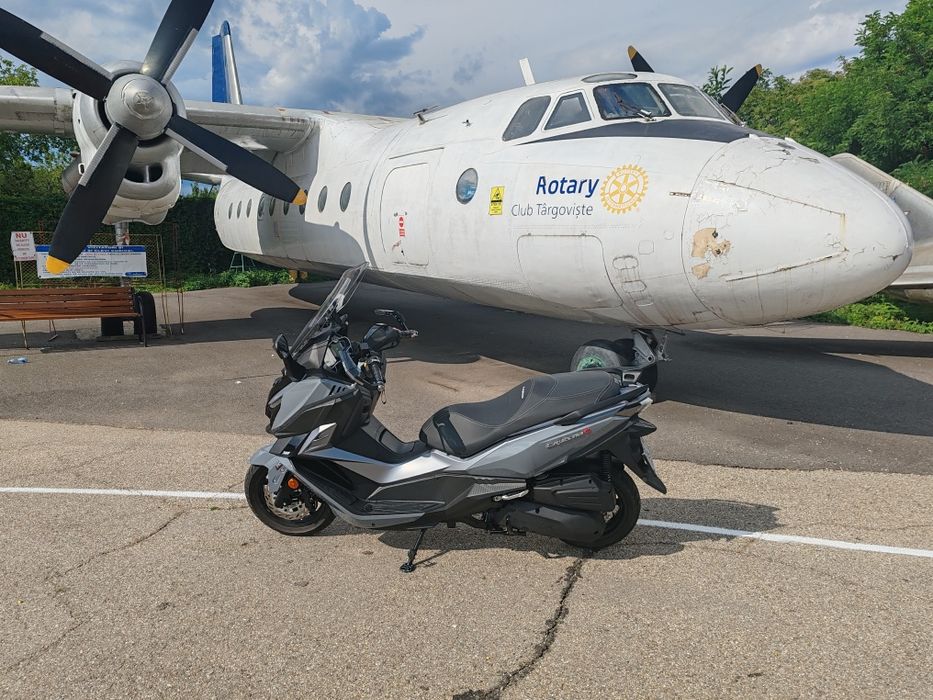 Sym Cruisym 300 ca nou 600km!!!