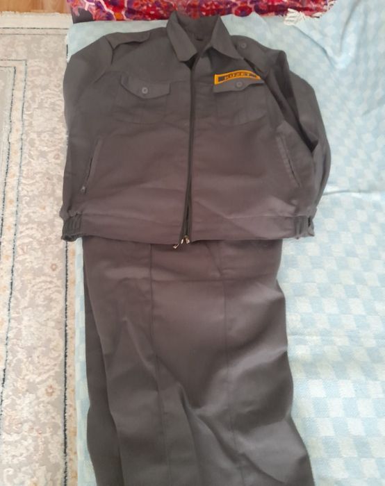 Форма охраника в хорошем состоянии.