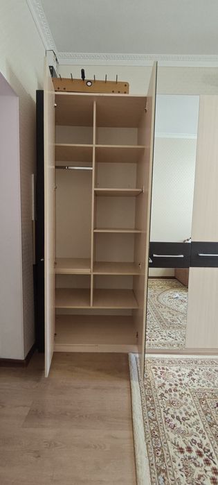 Продаётс спальный шкаф!!!