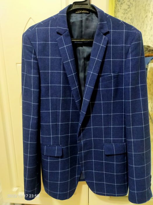 Продам новые платье.рубашка.пиджак. кажекей