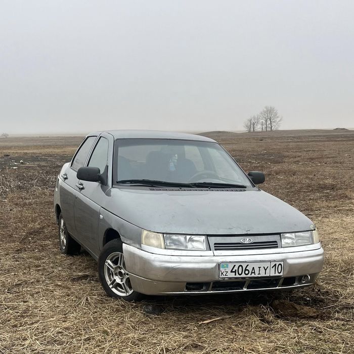 ВАЗ 2110      (2007 года 8 клап )