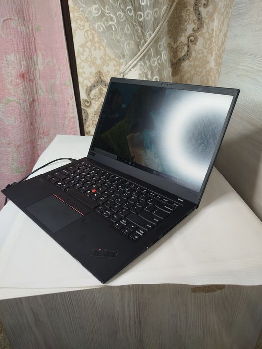 Ультратонкий и лёгкий ноутбук Lenovo Thinkpad x1 Carbon Intel Core i7