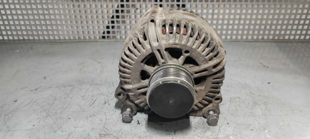 Alternator volkswagen vw passat B6 BMR BMN cod 021903026L
