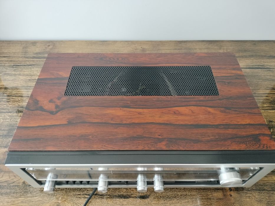Receiver Luxman R1030
