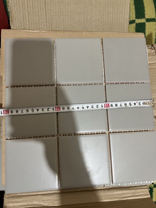 Плитка керамическая серая матовая