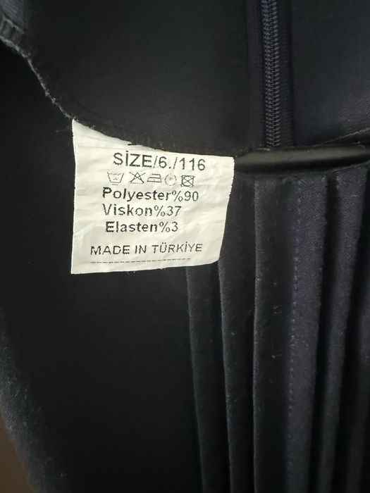 Продам сарафан на 6 лет