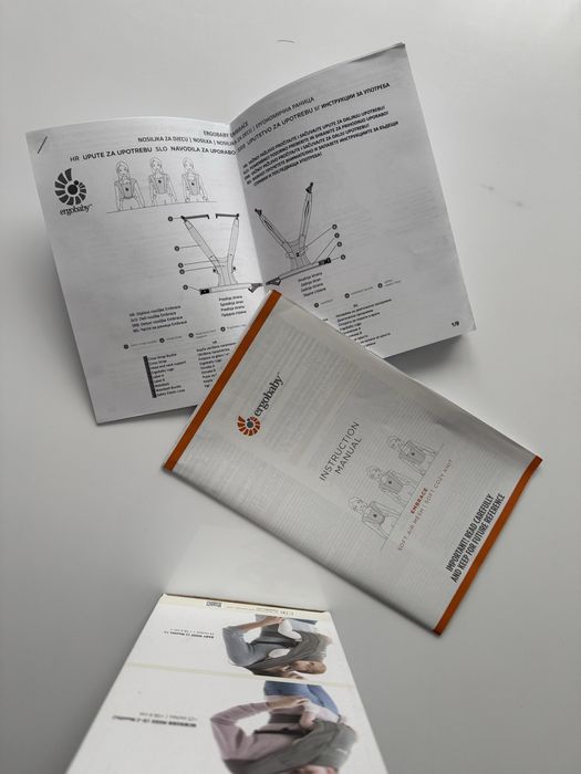 Хибритна ергономична раница за най-малките ERGOBABY EMBRACE ГРАФИТ