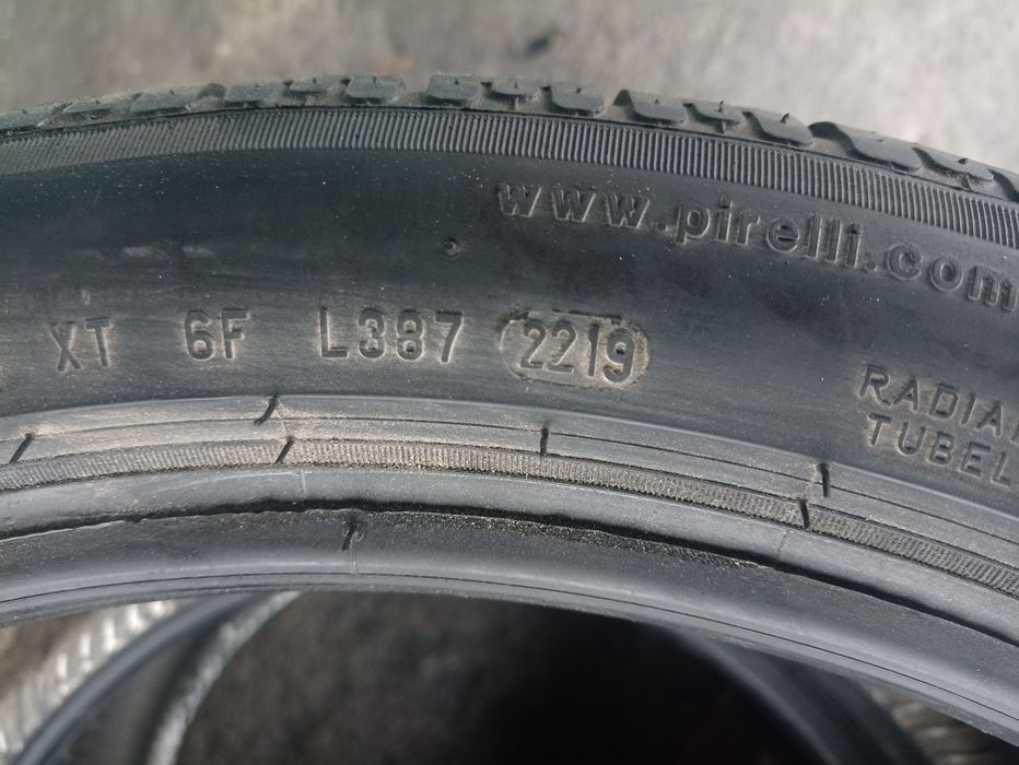 2 anvelope de iarna ca si noi Pirelli 285/35 R20 dot 2219