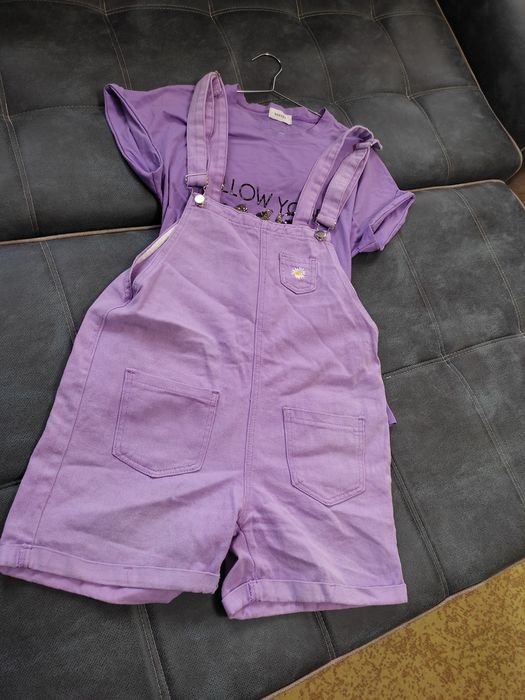 Женская одежда ( на подростка девочку тоже есть). Одним пакетом. Дешев