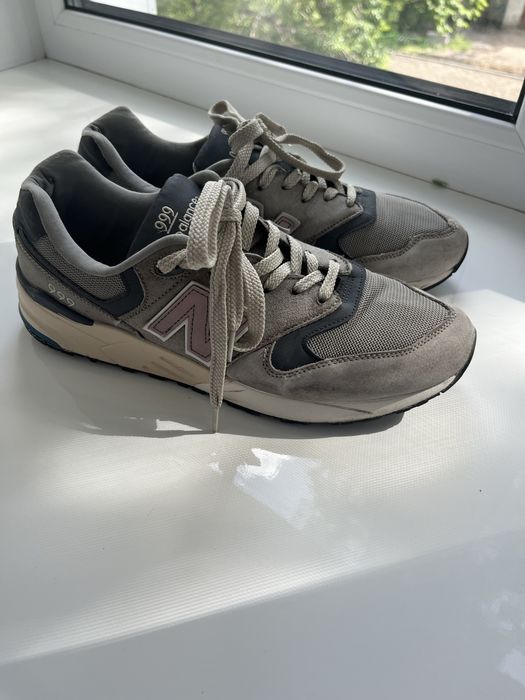 Кроссовки, одежда на подростка