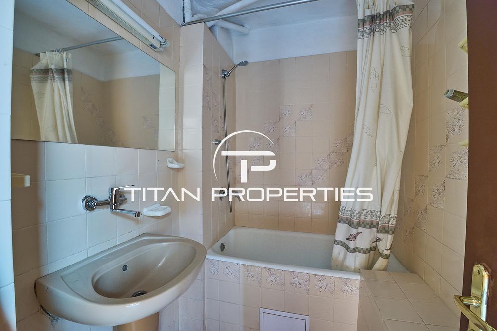 Дава се под наем Многостаен апартамент в Пловдив, Кършияка - 120 кв.м за 600 € - Снимка #9