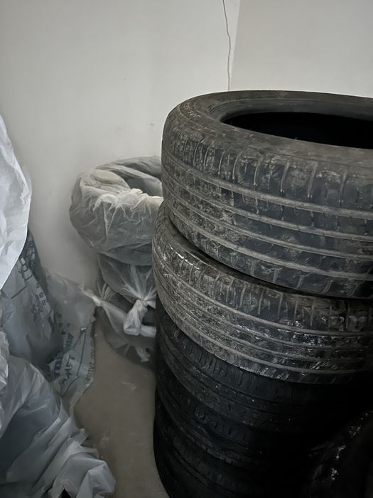 Продается б/у шины