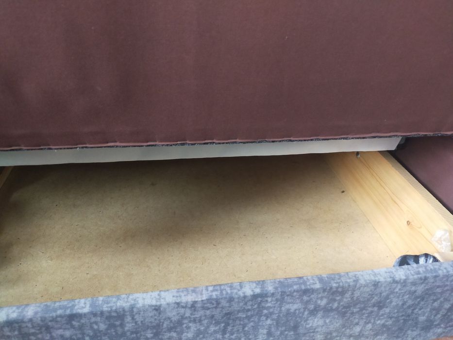 Продам диван в отличном состоянии.