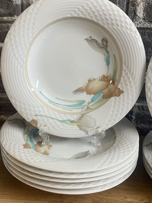 Луксозен сервиз  -LEONORD Paris  -HUTSCHENREUTHER