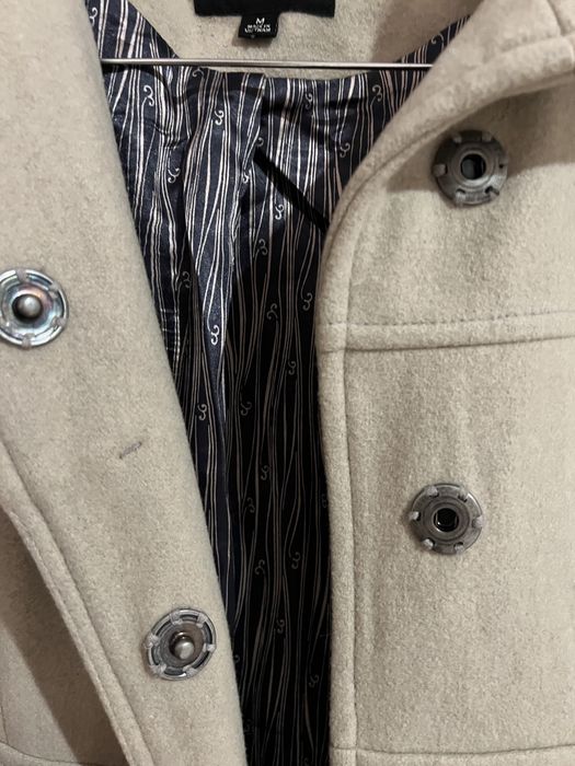 Дамско бежово палто