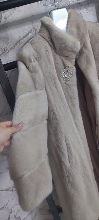 Продам норковую шубу