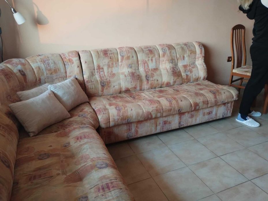 продавам разтегателен диван