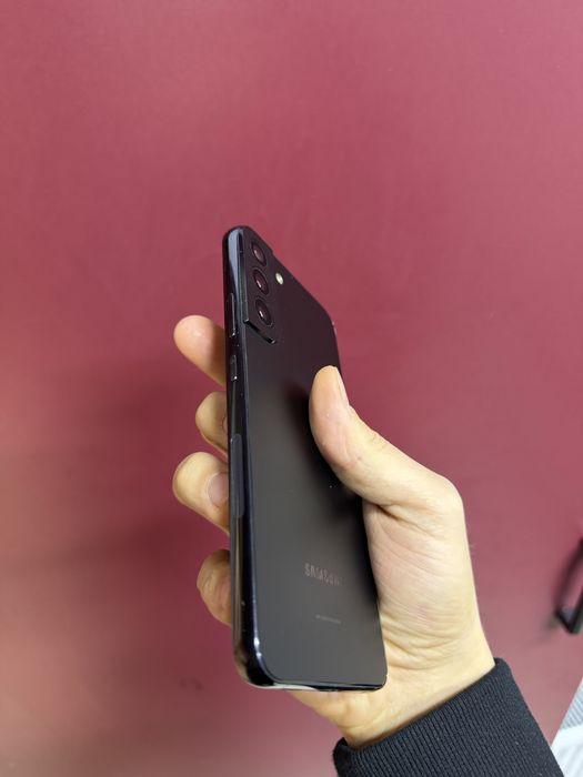 Samsung S22+ 256гб