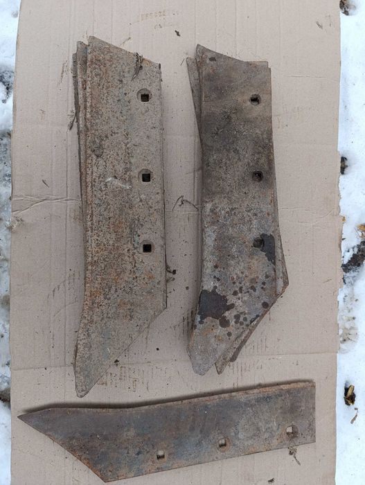 Лемеха на плуг.    .