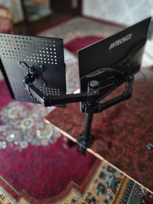 Monitor Avtech pro  kranshteyn klavitura